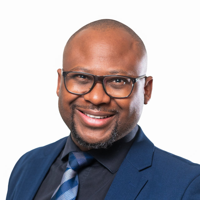 Dr Edward Ngwenya