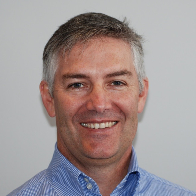 Dr Derek Odendaal
